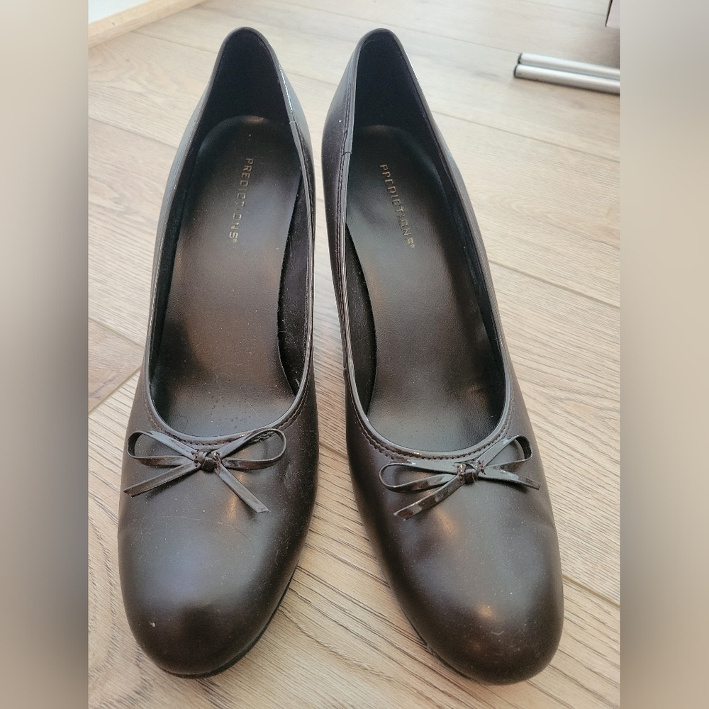 Women's dark brown heels